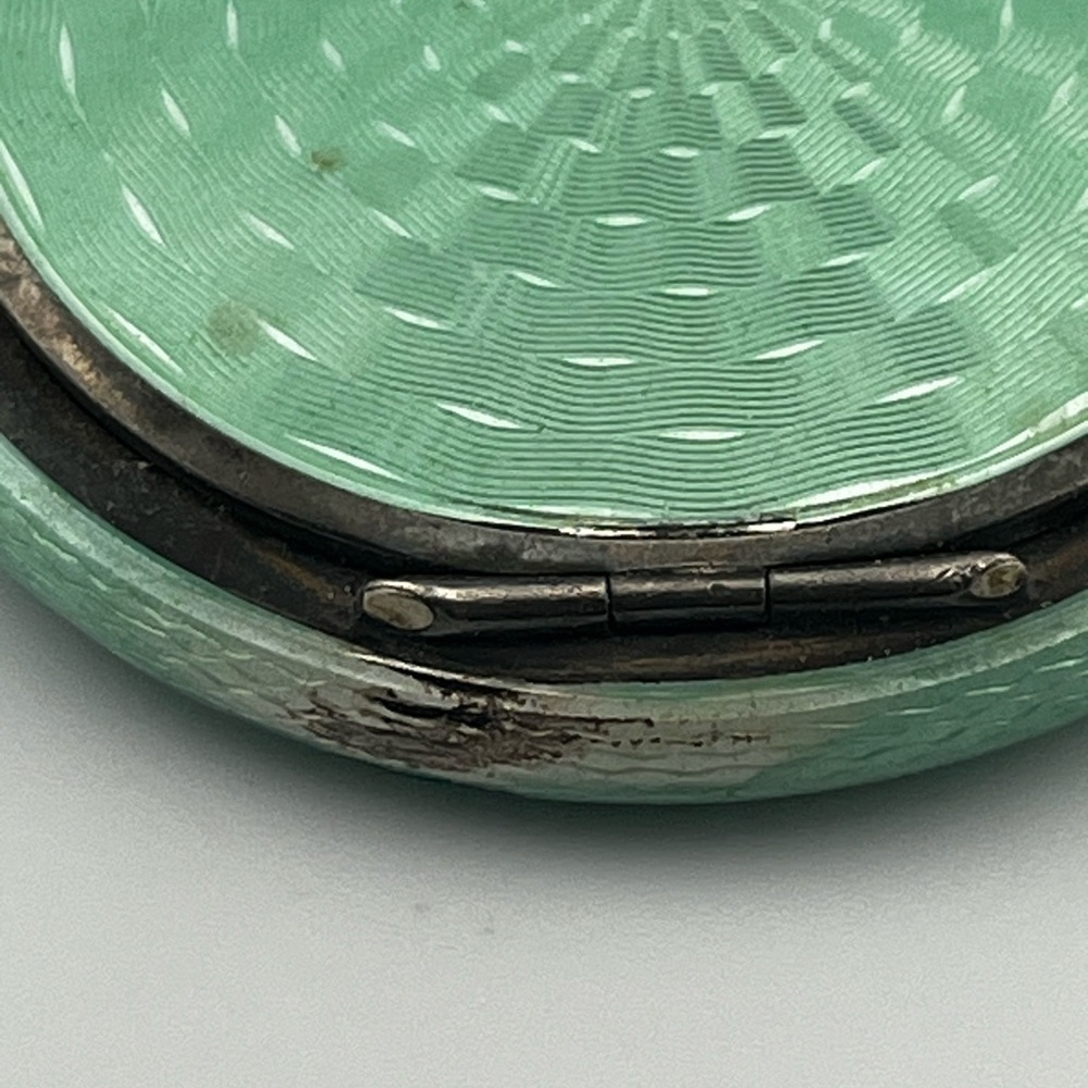 Vintage German Sterling Silver Guilloche Enamel Powder Compact Green Mirror - Picture 6 of 8